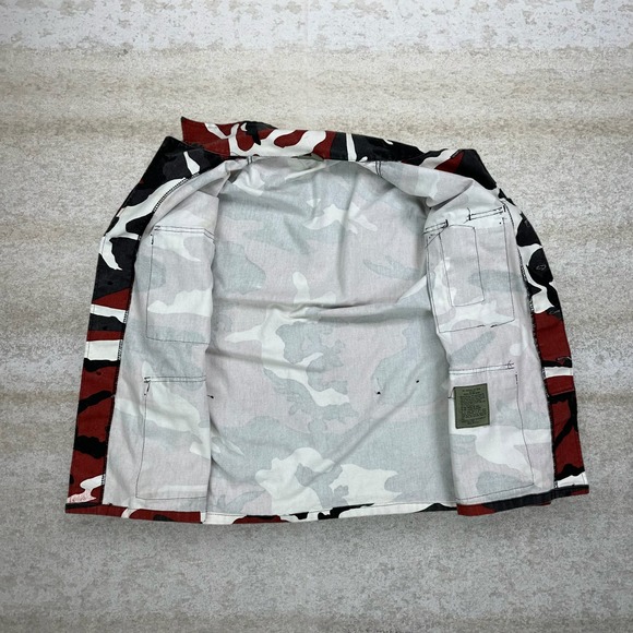Vintage Military Camo Jacket Lightweight Made in USA Red Black M Regular 90s - Picture 2 of 7